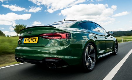 2019 Audi RS 5 Sportback (UK-Spec) Rear Three-Quarter Wallpapers 450x275 (32)
