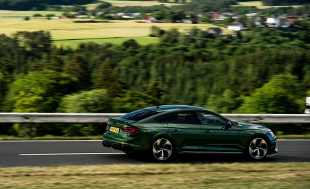 2019 Audi RS 5 Sportback (UK-Spec) Rear Three-Quarter Wallpapers 450x275 (6)