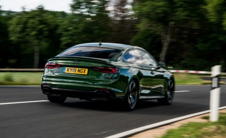 2019 Audi RS 5 Sportback (UK-Spec) Rear Three-Quarter Wallpapers 450x275 (8)