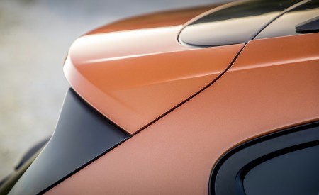 2019 Ford Focus Active 5-Door (Color: Orange Glow) Spoiler Wallpapers 450x275 (92)
