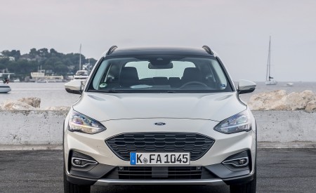 2019 Ford Focus Active Wagon (Color: Metropolis White) Front Wallpapers 450x275 (18)