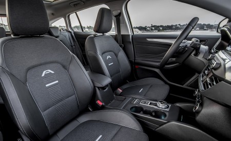 2019 Ford Focus Active Wagon (Color: Metropolis White) Interior Front Seats Wallpapers 450x275 (44)