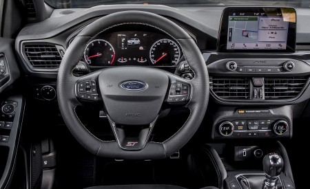 2019 Ford Focus ST (Euro-Spec; Color: Orange Fury) Interior Cockpit Wallpapers 450x275 (66)