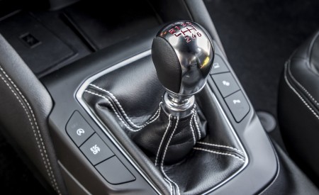 2019 Ford Focus ST (Euro-Spec; Color: Orange Fury) Interior Detail Wallpapers 450x275 (85)