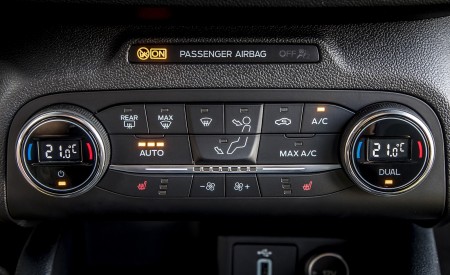 2019 Ford Focus ST (Euro-Spec; Color: Orange Fury) Interior Detail Wallpapers 450x275 (88)