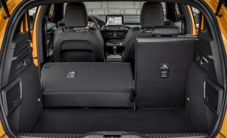 2019 Ford Focus ST (Euro-Spec; Color: Orange Fury) Trunk Wallpapers 450x275 (100)