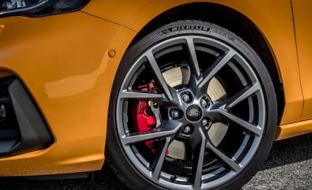 2019 Ford Focus ST (Euro-Spec; Color: Orange Fury) Wheel Wallpapers 450x275 (50)