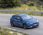 2019 Ford Focus ST (Euro-Spec; Color: Performance Blue) Front Three-Quarter Wallpapers 150x120