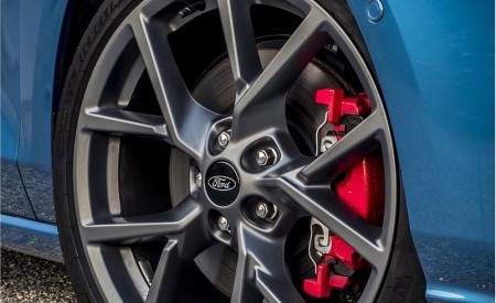 2019 Ford Focus ST (Euro-Spec; Color: Performance Blue) Wheel Wallpapers 450x275 (145)