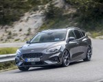 2019 Ford Focus ST Wagon (Euro-Spec; Color: Magnetic) Front Three-Quarter Wallpapers 150x120