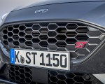 2019 Ford Focus ST Wagon (Euro-Spec; Color: Magnetic) Grill Wallpapers 150x120