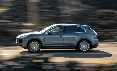 2019 Porsche Cayenne E-Hybrid (US-Spec) Side Wallpapers 450x275 (15)