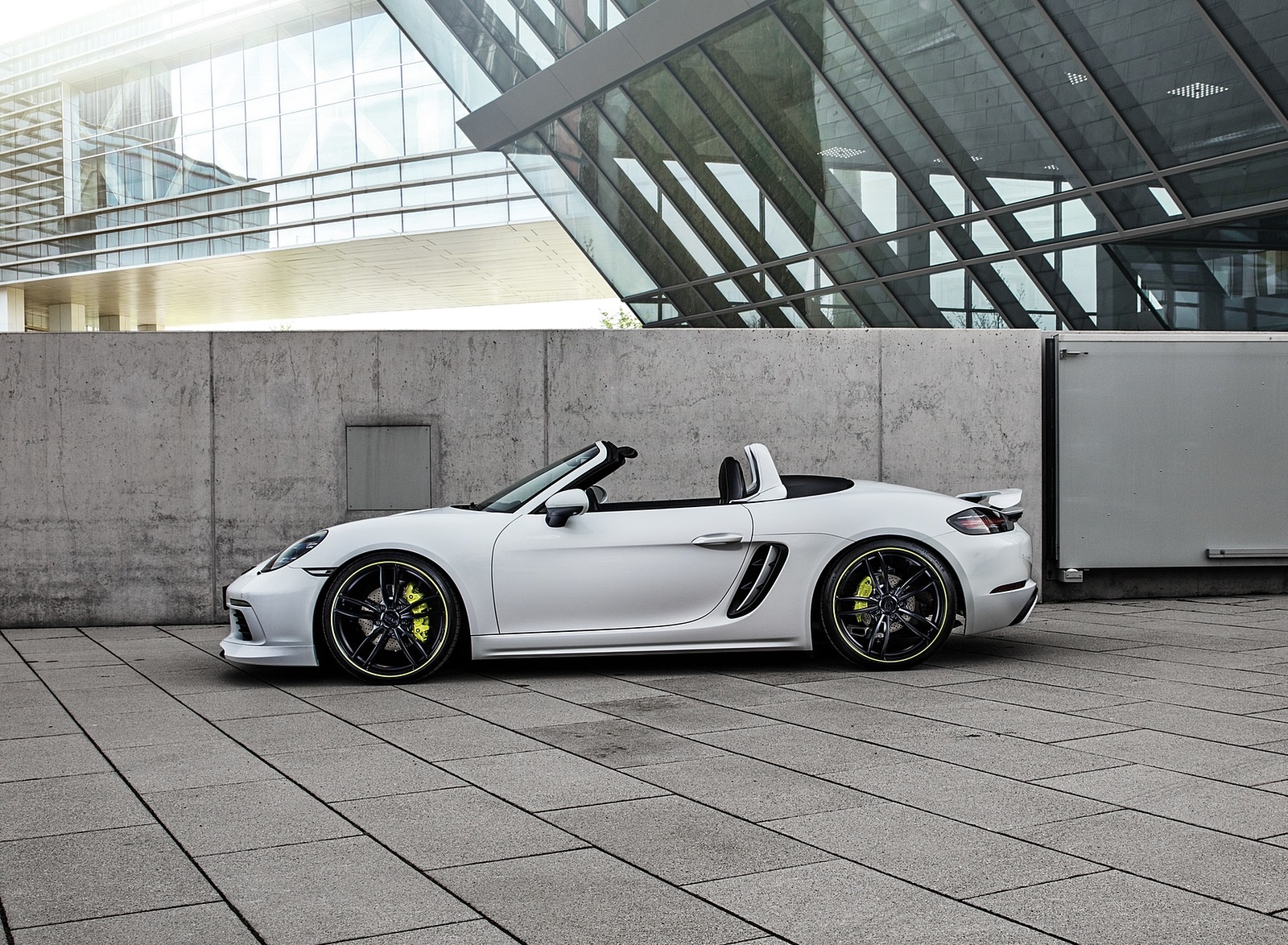 2019 TECHART Porsche 718 Boxster Side Wallpapers #11 of 41