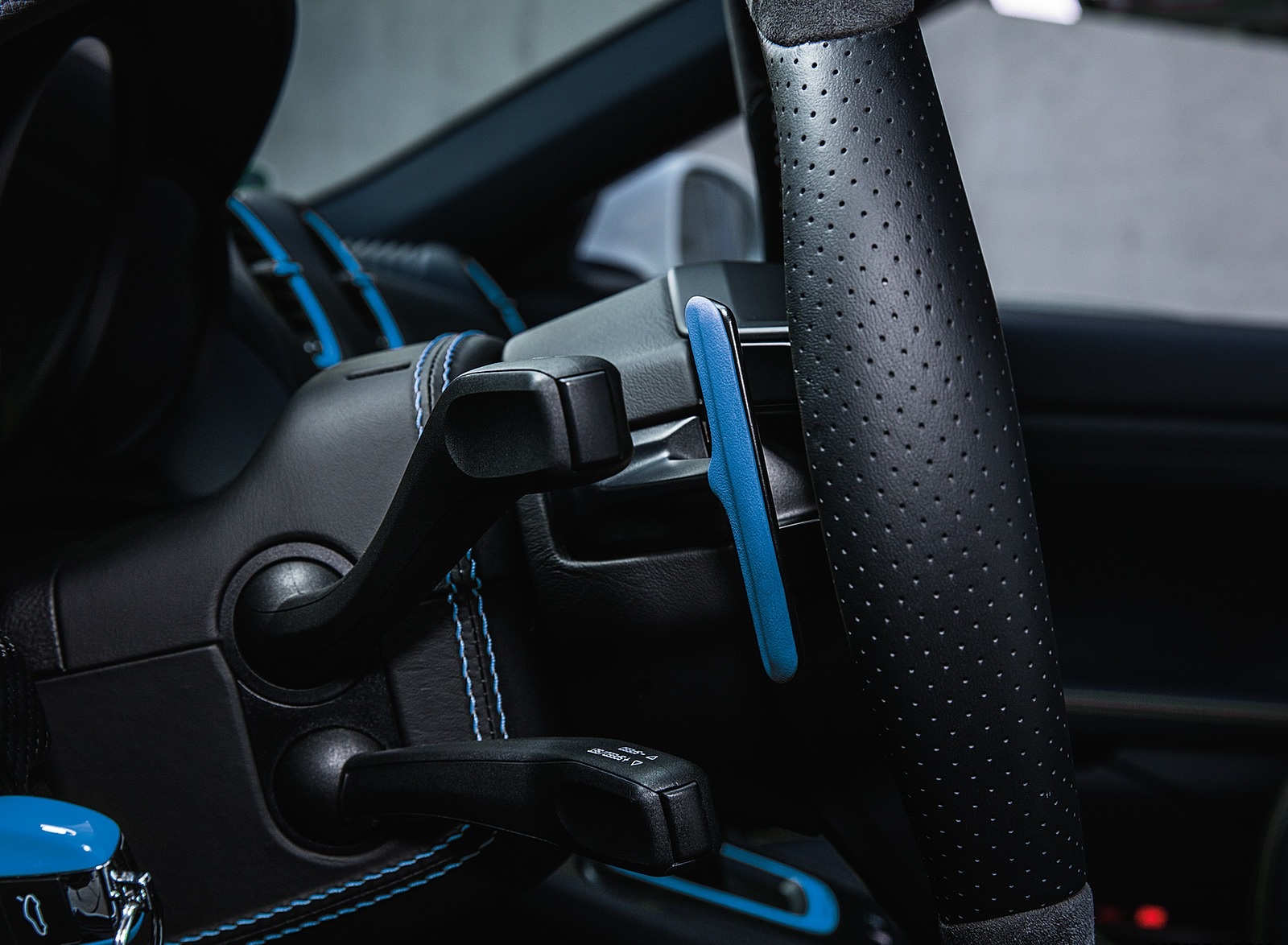 2019 TECHART Porsche 718 Cayman Interior Detail Wallpapers #8 of 41
