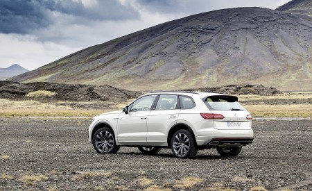 2019 Volkswagen Touareg ONE Million Rear Three-Quarter Wallpapers 450x275 (17)