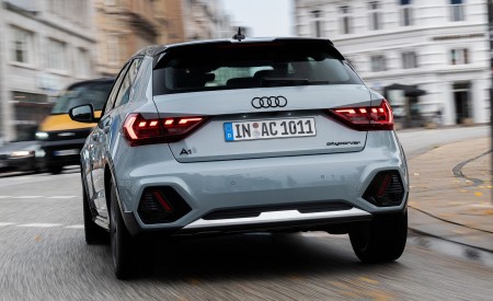 2020 Audi A1 Citycarver (Color: Arrow Gray) Rear Wallpapers 450x275 (6)