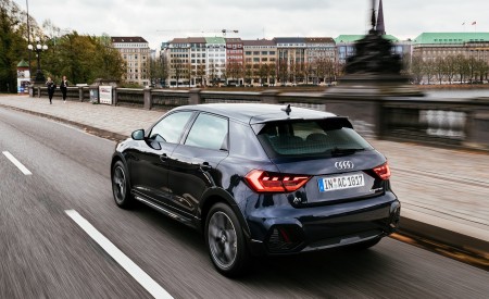 2020 Audi A1 Citycarver (Color: Firmament Blue) Rear Three-Quarter Wallpapers 450x275 (14)