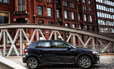 2020 Audi A1 Citycarver (Color: Firmament Blue) Side Wallpapers 450x275 (24)