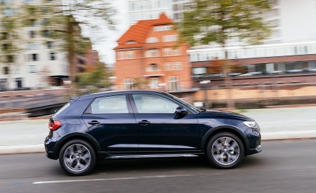 2020 Audi A1 Citycarver (Color: Firmament Blue) Side Wallpapers 450x275 (15)