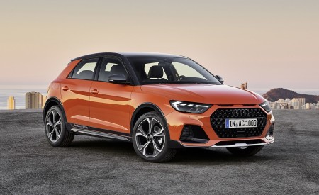 2020 Audi A1 Citycarver (Color: Pulse Orange) Front Three-Quarter Wallpapers 450x275 (73)