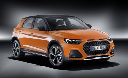 2020 Audi A1 Citycarver (Color: Pulse Orange) Front Three-Quarter Wallpapers 450x275 (94)
