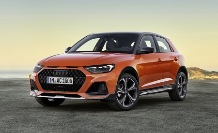 2020 Audi A1 Citycarver (Color: Pulse Orange) Front Three-Quarter Wallpapers 450x275 (79)