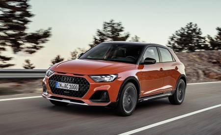 2020 Audi A1 Citycarver (Color: Pulse Orange) Front Three-Quarter Wallpapers 450x275 (66)