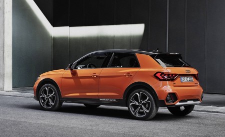 2020 Audi A1 Citycarver (Color: Pulse Orange) Rear Three-Quarter Wallpapers 450x275 (80)
