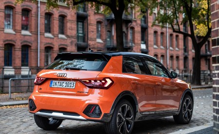 2020 Audi A1 Citycarver (Color: Pulse Orange) Rear Three-Quarter Wallpapers 450x275 (37)