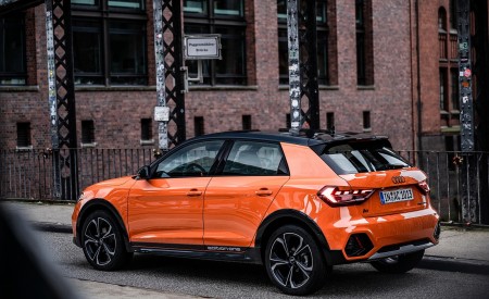 2020 Audi A1 Citycarver (Color: Pulse Orange) Rear Three-Quarter Wallpapers 450x275 (35)