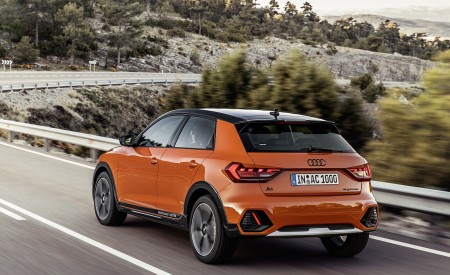 2020 Audi A1 Citycarver (Color: Pulse Orange) Rear Three-Quarter Wallpapers 450x275 (70)
