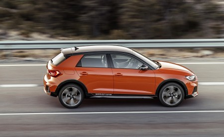 2020 Audi A1 Citycarver (Color: Pulse Orange) Side Wallpapers 450x275 (72)