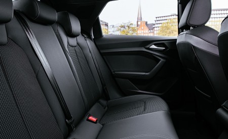 2020 Audi A1 Citycarver Interior Rear Seats Wallpapers 450x275 (55)