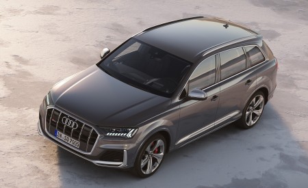 2020 Audi SQ7 TDI (Color: Daytona Gray) Front Three-Quarter Wallpapers 450x275 (117)