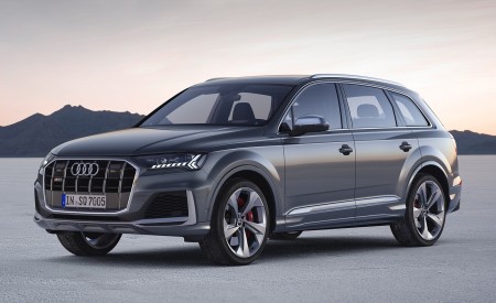 2020 Audi SQ7 TDI (Color: Daytona Gray) Front Three-Quarter Wallpapers 450x275 (118)
