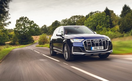 2020 Audi SQ7 TDI Vorsprung (UK-Spec) Front Three-Quarter Wallpapers 450x275 (22)