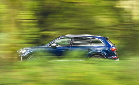 2020 Audi SQ7 TDI Vorsprung (UK-Spec) Side Wallpapers 450x275 (16)