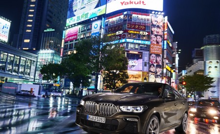 2020 BMW X6 M50i Front Three-Quarter Wallpapers 450x275 (111)