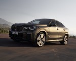 2020 BMW X6 M50i Front Three-Quarter Wallpapers 150x120