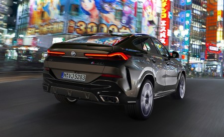 2020 BMW X6 M50i Rear Three-Quarter Wallpapers 450x275 (115)