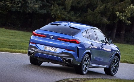 2020 BMW X6 M50i Rear Three-Quarter Wallpapers 450x275 (15)