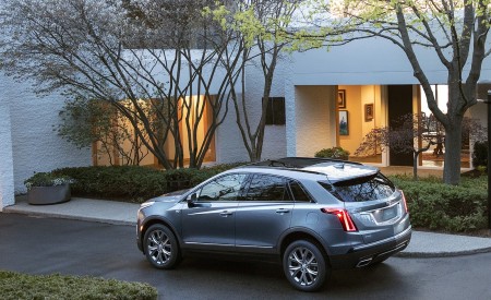 2020 Cadillac XT5 Sport Rear Three-Quarter Wallpapers 450x275 (6)