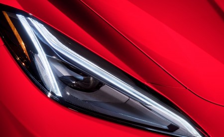 2020 Chevrolet Corvette C8 Stingray Headlight Wallpapers 450x275 (132)
