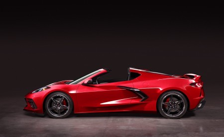2020 Chevrolet Corvette C8 Stingray Side Wallpapers 450x275 (124)