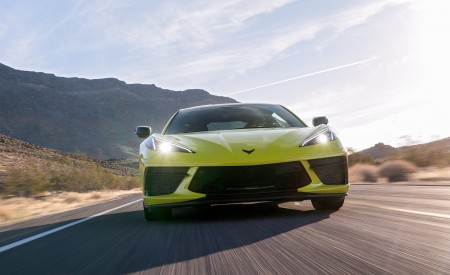 2020 Chevrolet Corvette Stingray (Color: Accelerate Yellow) Front Wallpapers 450x275 (82)