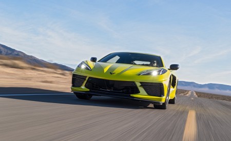 2020 Chevrolet Corvette Stingray (Color: Accelerate Yellow) Front Wallpapers 450x275 (83)