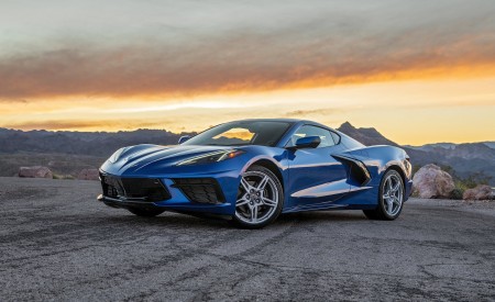 2020 Chevrolet Corvette Stingray (Color: Elkhart Lake Blue Metallic) Front Three-Quarter Wallpapers 450x275 (52)