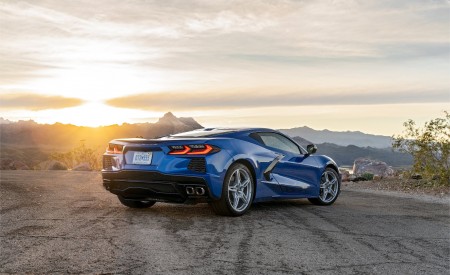 2020 Chevrolet Corvette Stingray (Color: Elkhart Lake Blue Metallic) Rear Three-Quarter Wallpapers 450x275 (54)