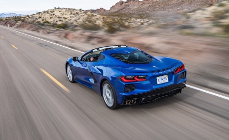 2020 Chevrolet Corvette Stingray (Color: Elkhart Lake Blue Metallic) Rear Three-Quarter Wallpapers 450x275 (48)