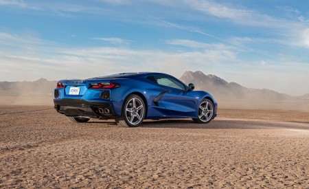 2020 Chevrolet Corvette Stingray (Color: Elkhart Lake Blue Metallic) Rear Three-Quarter Wallpapers 450x275 (55)